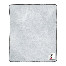 Cincinnati  Bearcats NCAA Silk Sherpa College Throw Blanket - Red